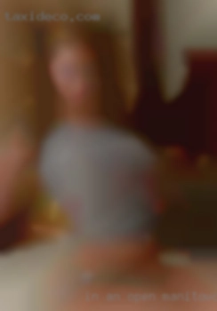 In an open relationship Manitowoc, Wisconsin girls A shy person.